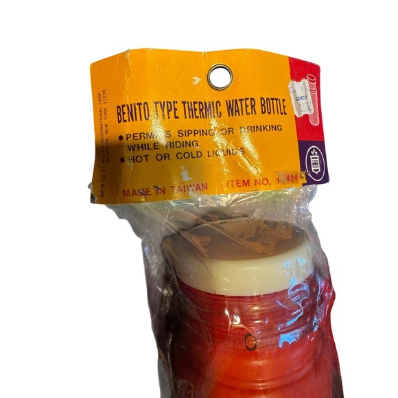 Vintage NEW in package Benito Type Thermic Water Bottle Red NOS 1970s - Picture 5 of 6